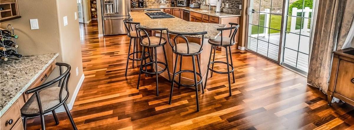Kitchen hardwood